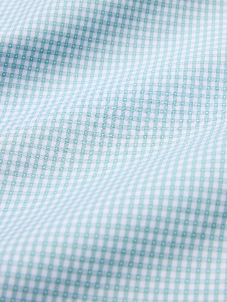 Slim-Fit Wrinkle-Resistant Dress Shirt