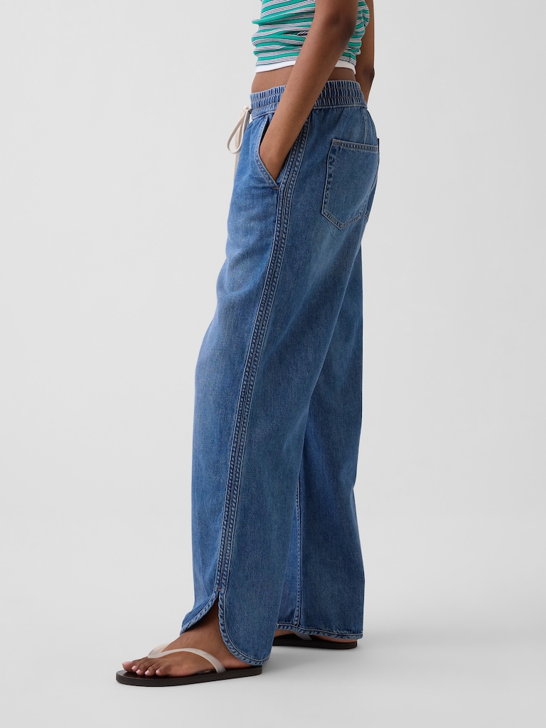 Low Rise UltraSoft '90s Loose Easy Dolphin-Hem Jeans