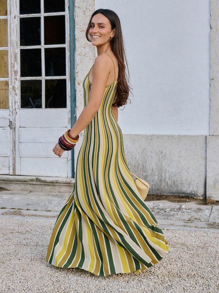 Robe longue rayée à effet sculptant