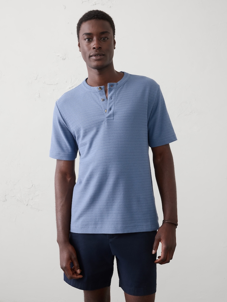 Standard-Fit Textured Henley