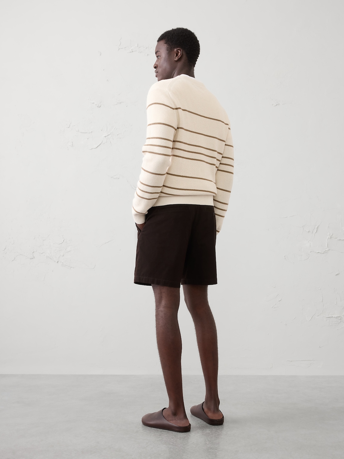 Slim-Fit 7" Lived-In Short