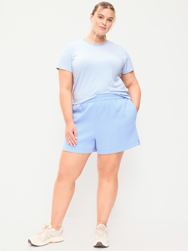 High-Waisted Bounce Fleece Shorts -- 5-inch inseam