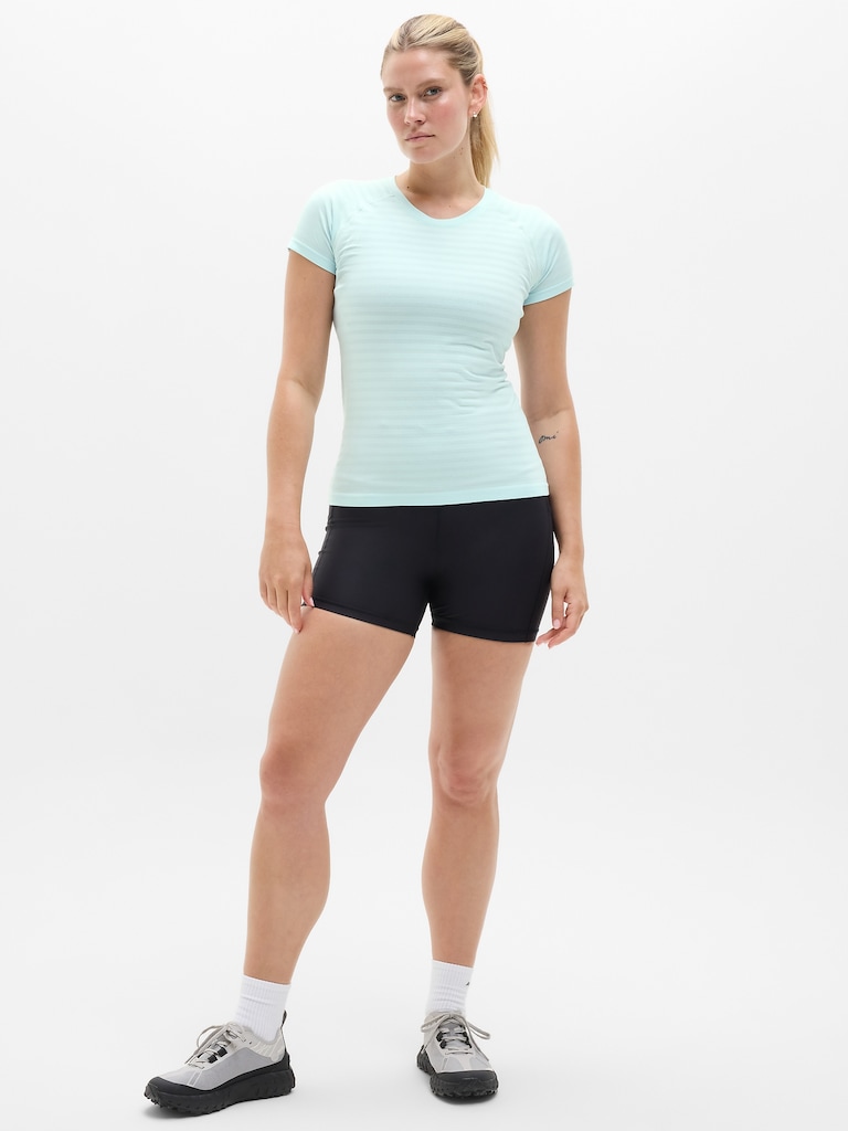 Momentum Flex Tee