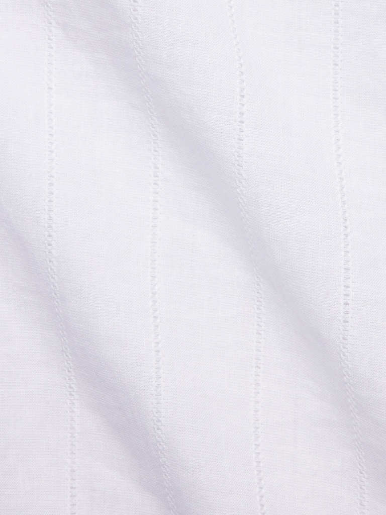 Standard-Fit Linen-Cotton Eyelet Stripe Resort Shirt