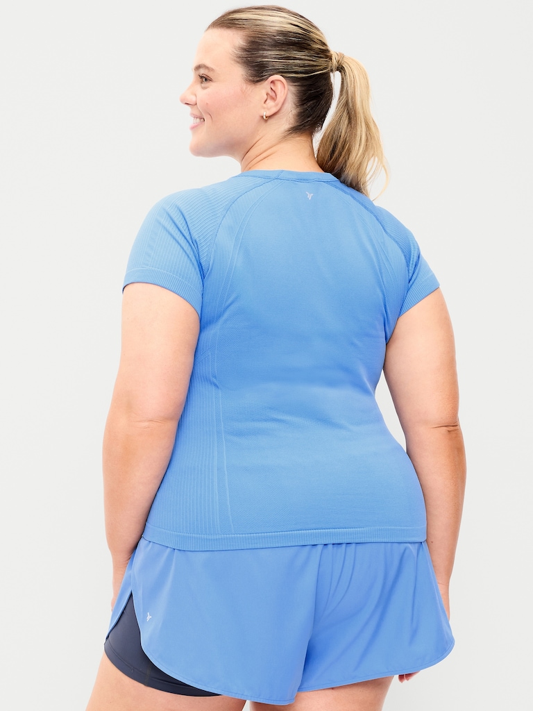 Fluid Seamless Fitted T-Shirt
