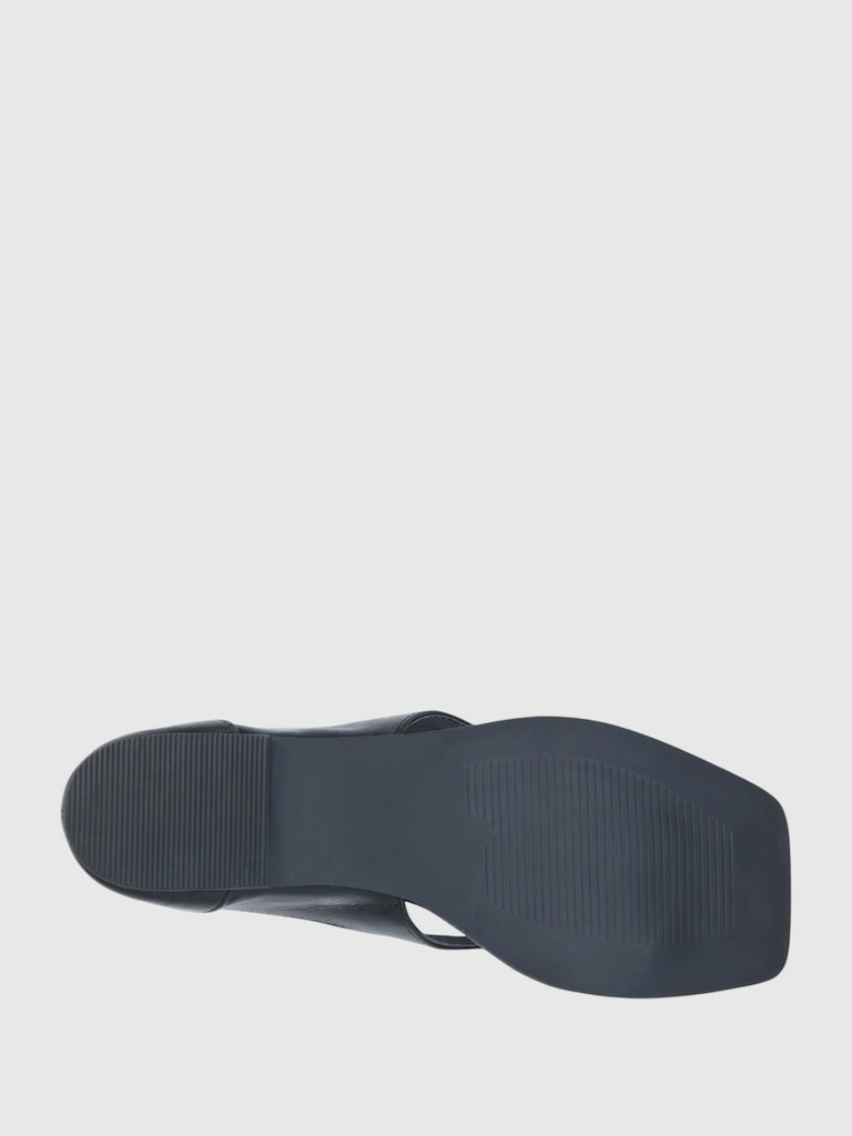 Kerry Thong Sandal