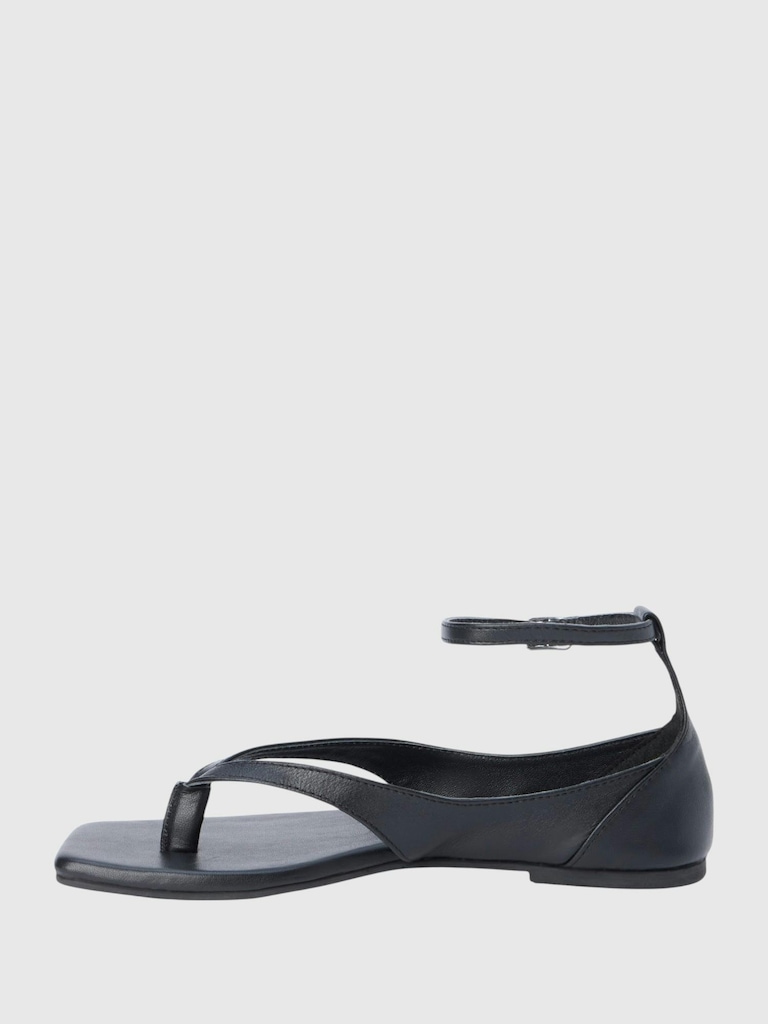 Kerry Thong Sandal