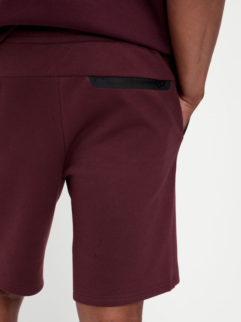 Dynamic Fleece 4.0 Shorts -- 8-inch inseam