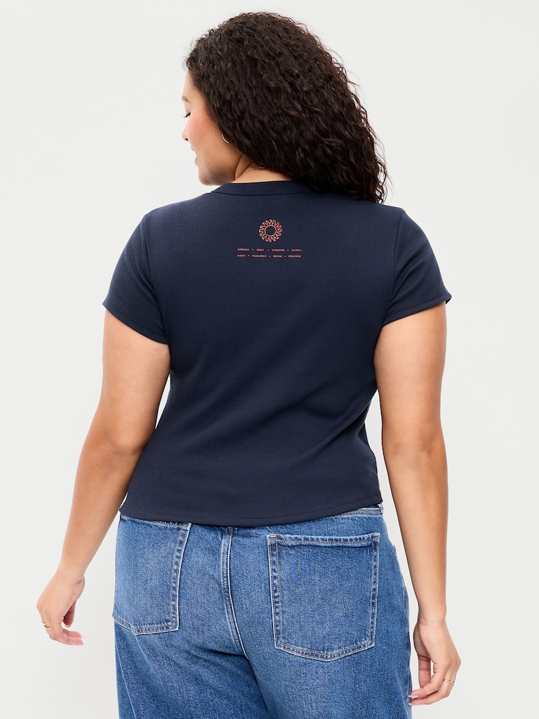 Snug Graphic T-Shirt