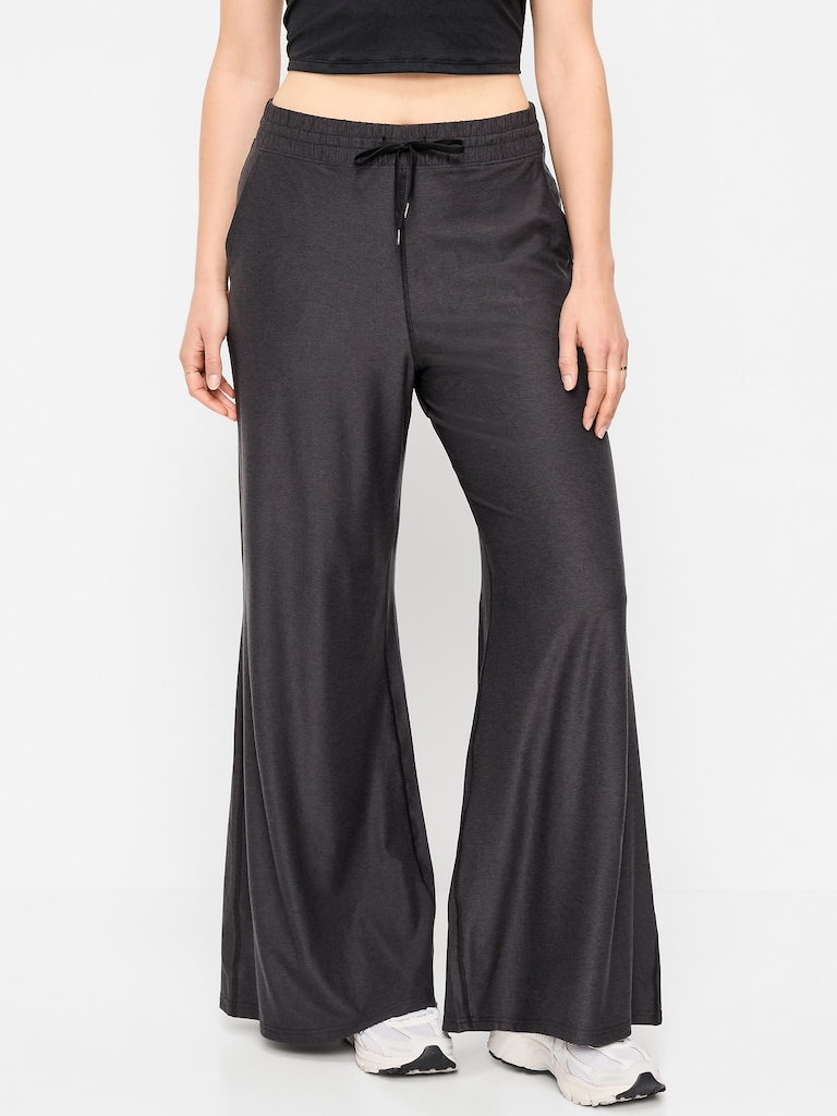 High-Waisted CloudMotion Wide-Leg Pants