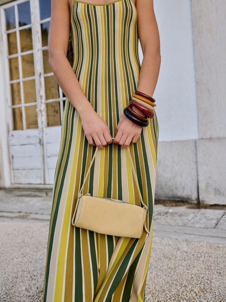 Robe longue rayée à effet sculptant