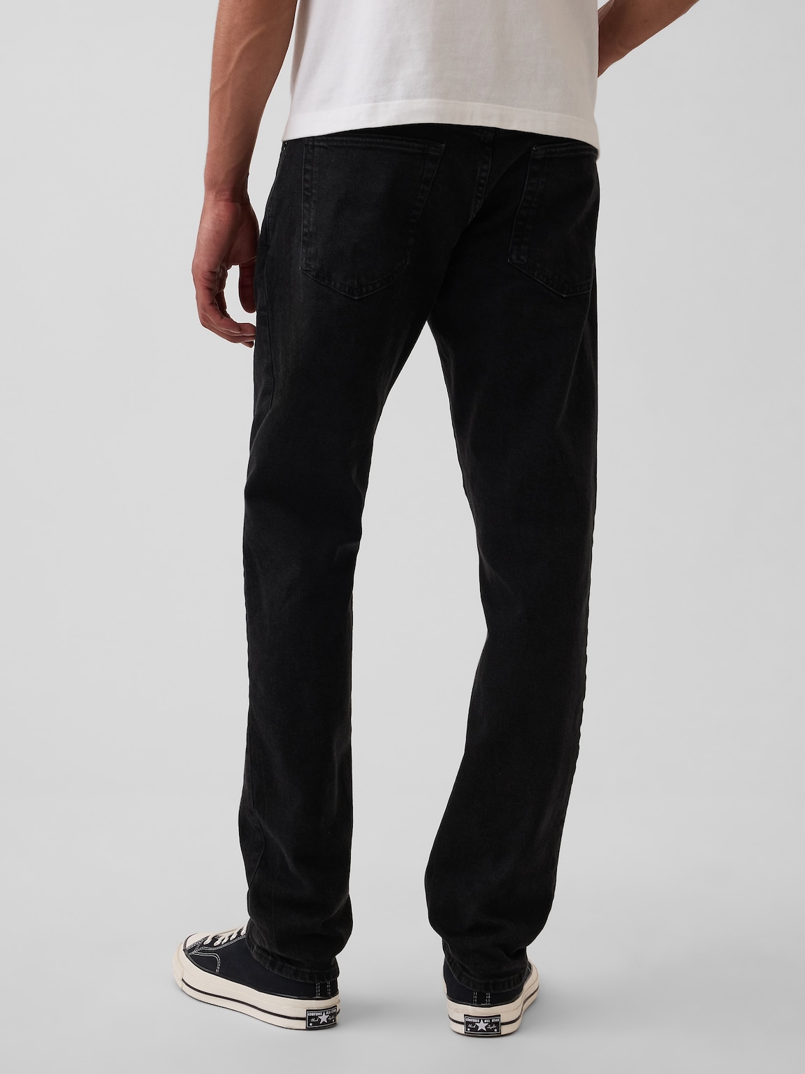 Straight Jeans