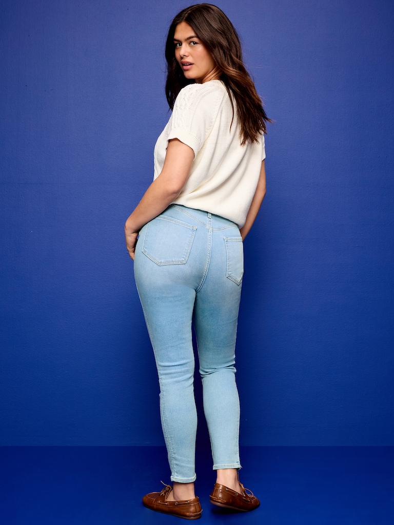 Extra High-Waisted Rockstar 360° Stretch Super-Skinny Jeans