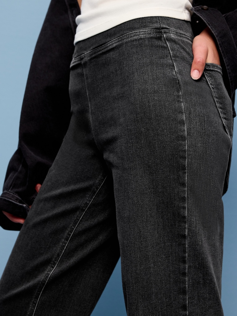 High-Waisted Weekender Pull-On Crop Wide-Leg Jeans