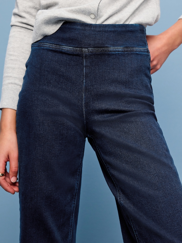 High-Waisted Weekender Pull-On Crop Wide-Leg Jeans