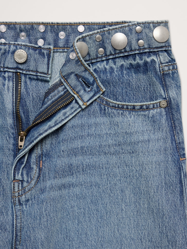 Mid-Rise Barrel Studded Ankle Jean