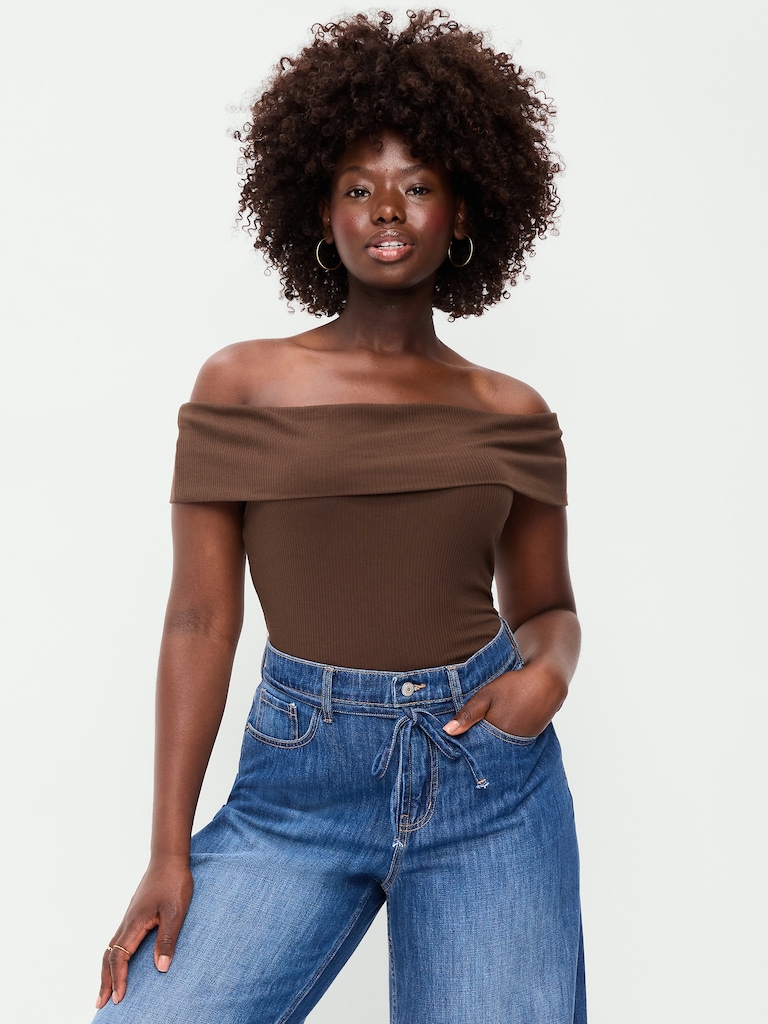 Off-The-Shoulder Fitted Top