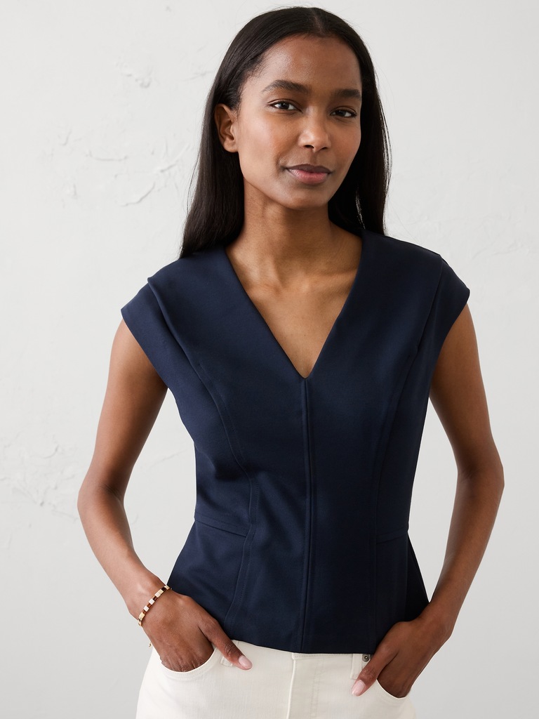 Seamed Hourglass Top
