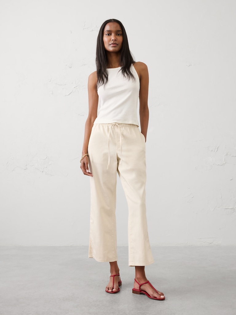 Straight-Leg Mid-Rise Summerweight Pull-On Jean
