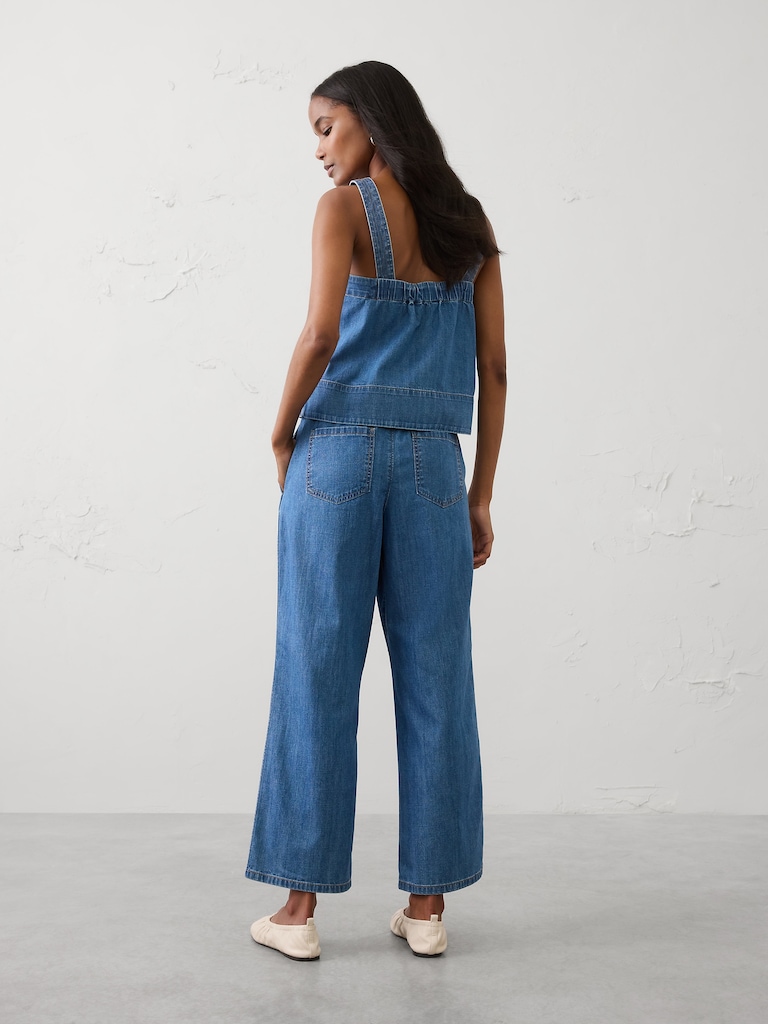 Straight-Leg Mid-Rise Summerweight Pull-On Jean