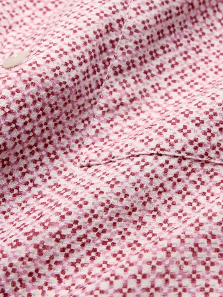 Relaxed-Fit Seersucker Resort Shirt