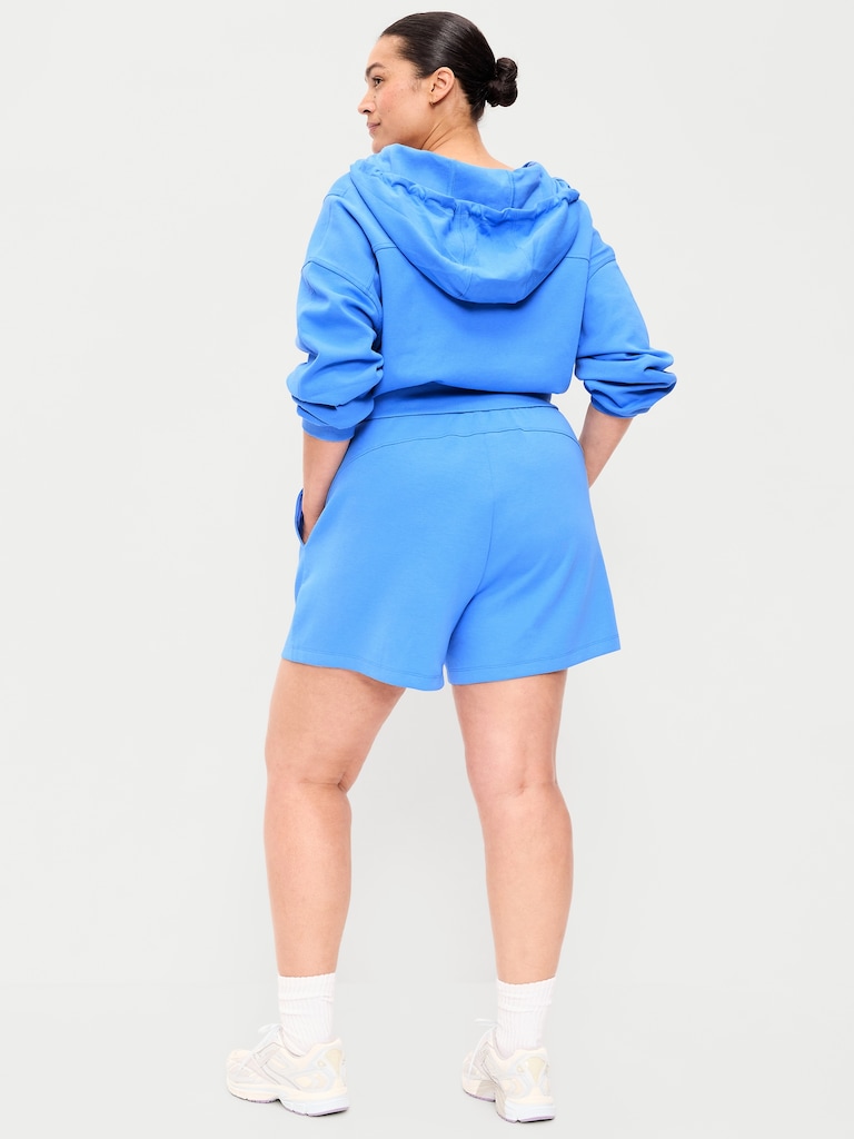 Relaxed Dynamic Fleece Shorts