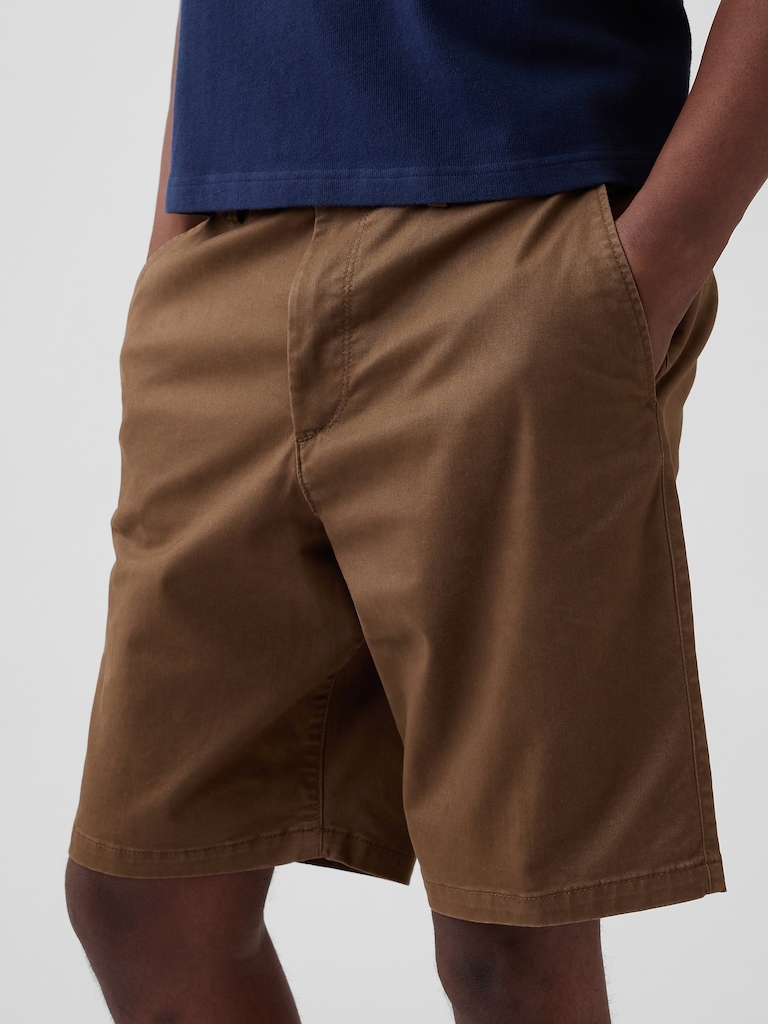 9" Essential Khaki Shorts