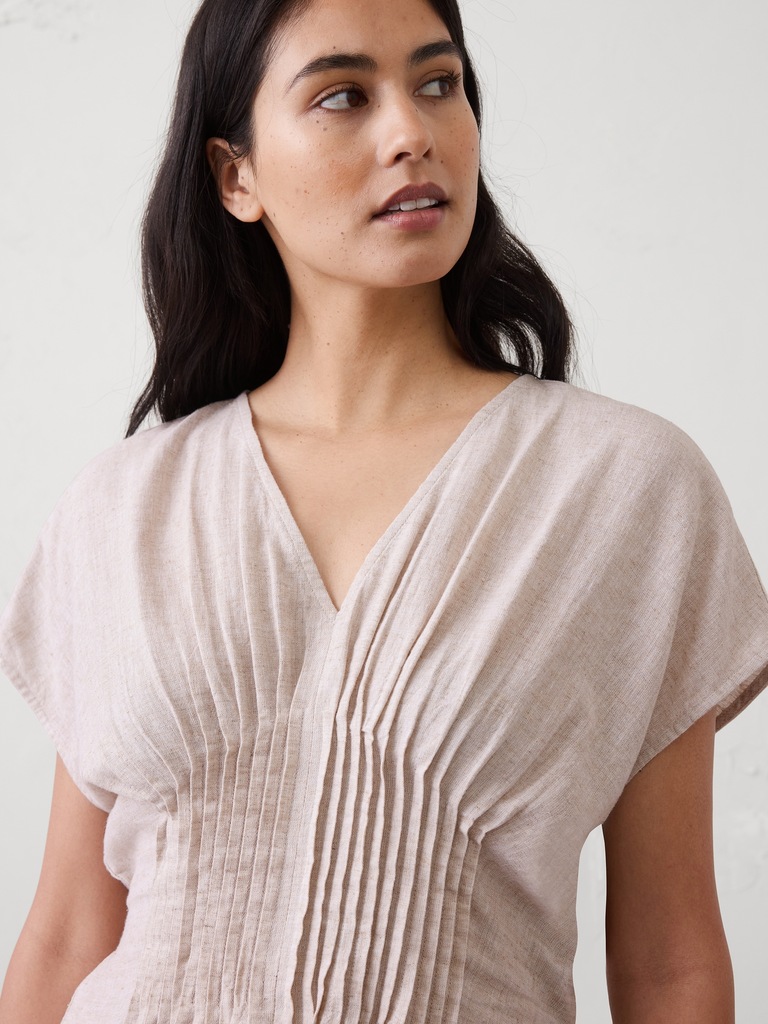 Pintuck-Waist Top