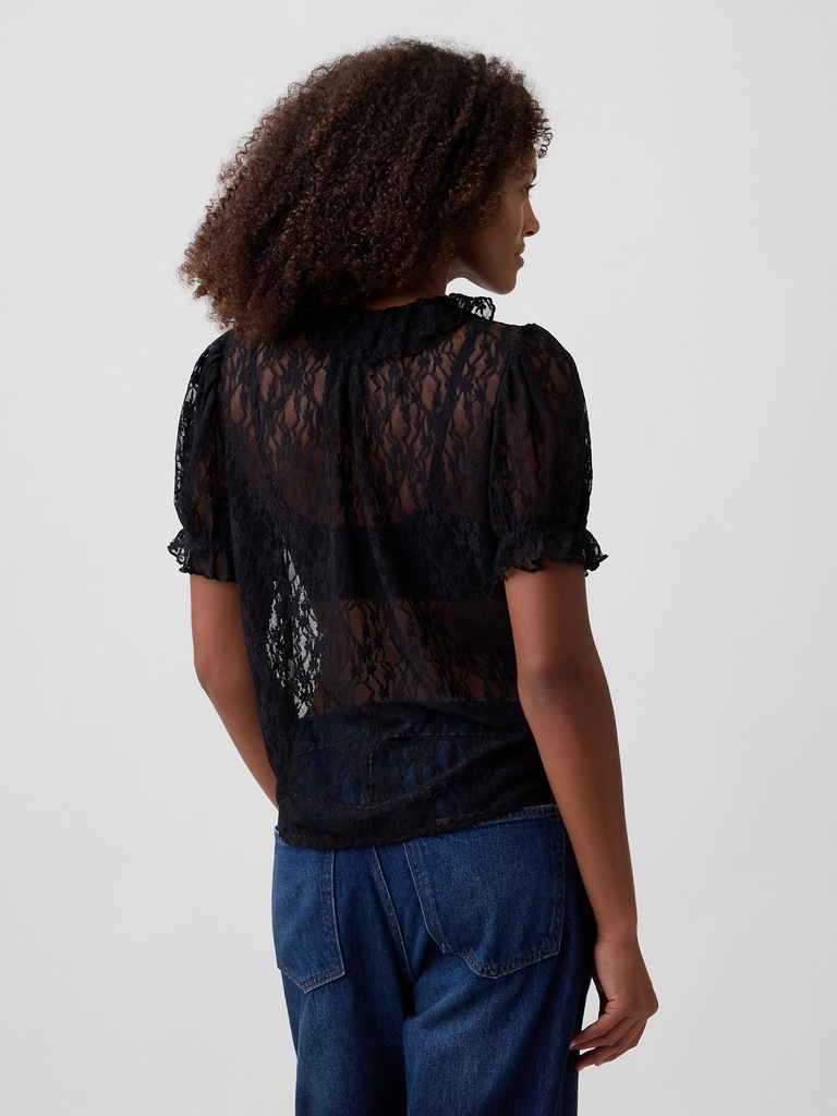 Relaxed Lace Ruffle Top