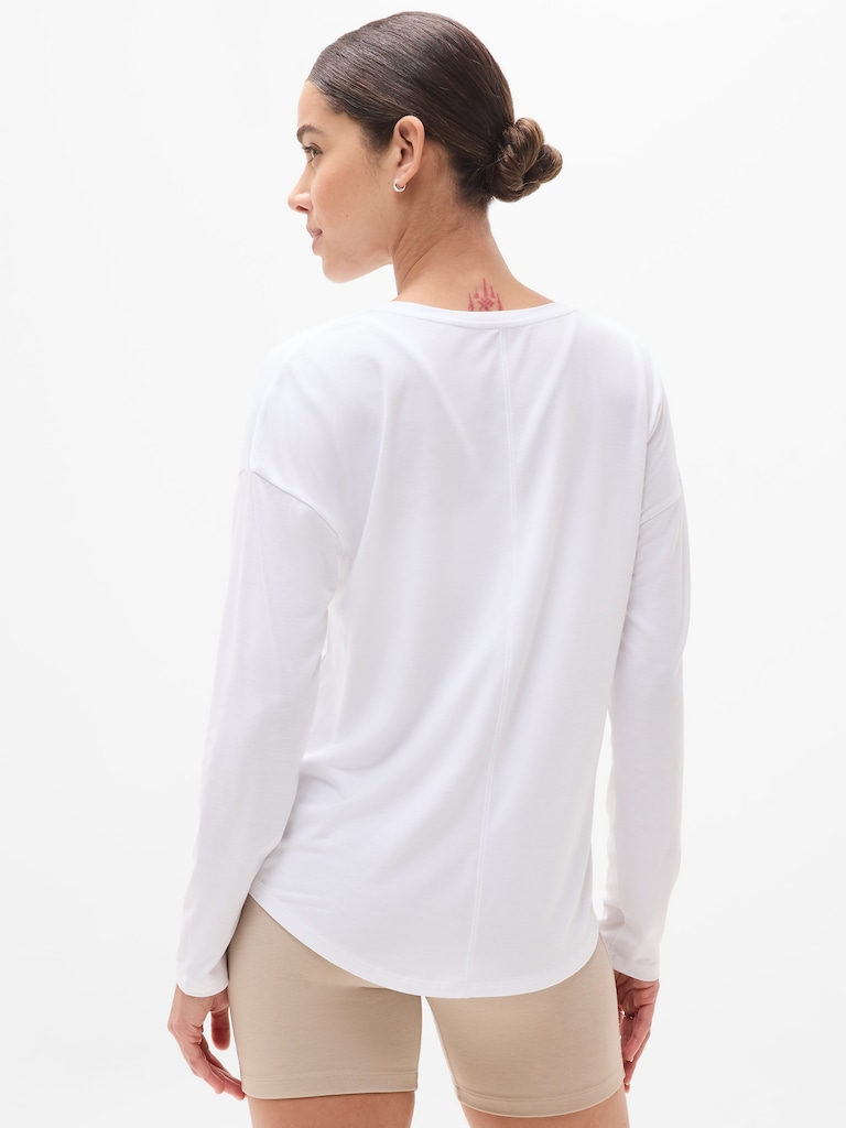 Move With Ease Top