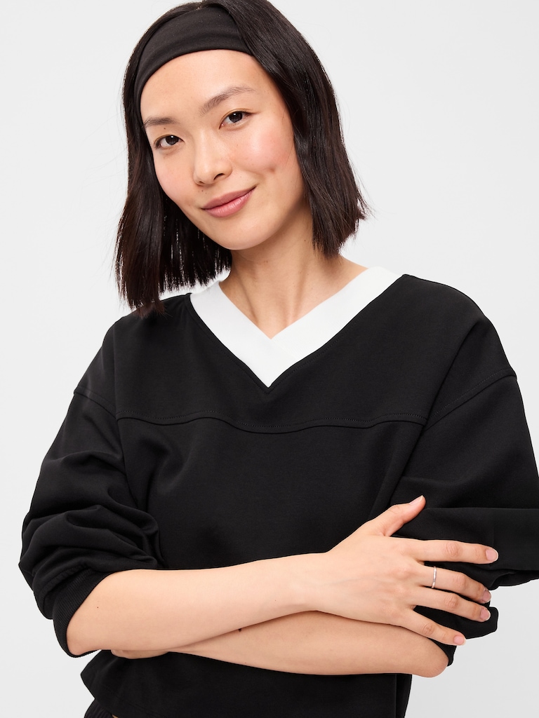 Dynamic Fleece Oversized Cropped Sweatshirt