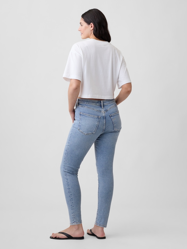 High Rise Universal Skinny Jeans