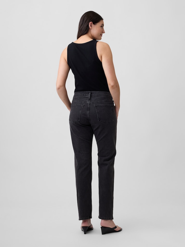 Low Rise '90s Slim Straight Jeans