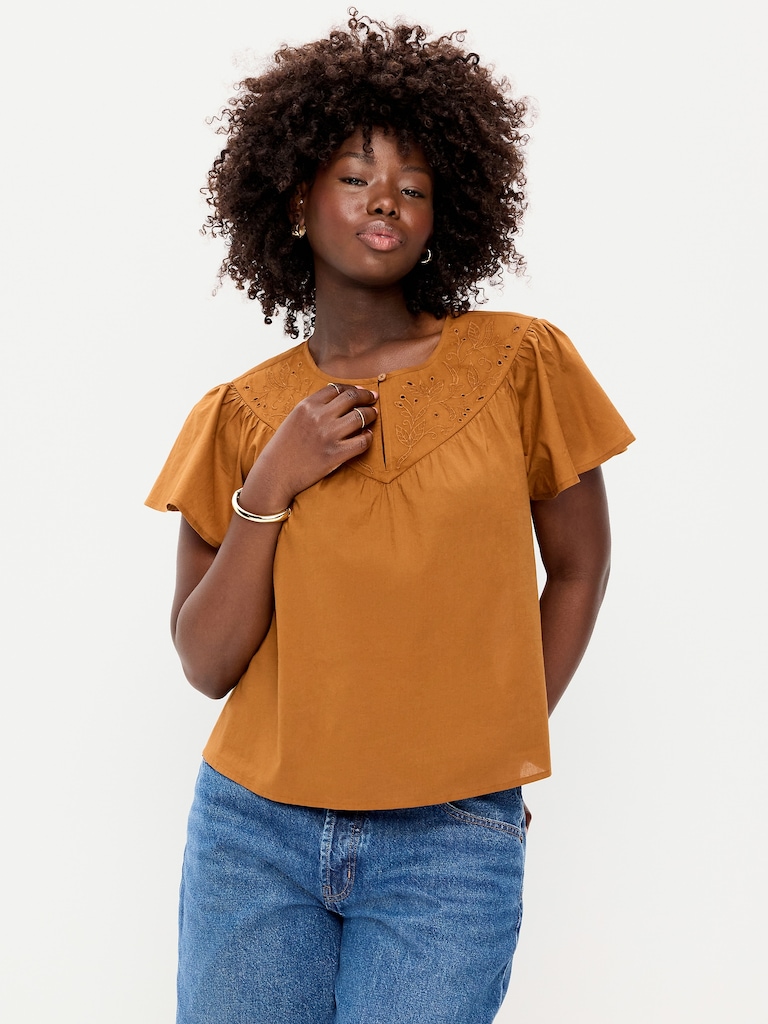 Short-Sleeve Embroidered Trousseau Top