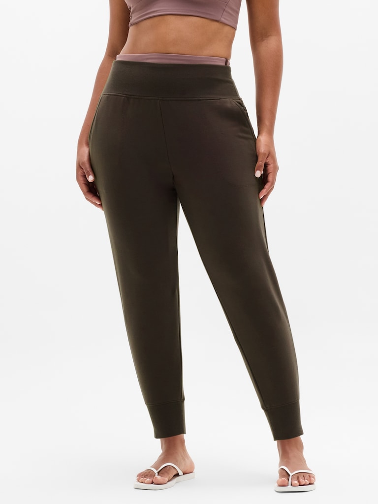 Coaster Luxe High Rise Jogger