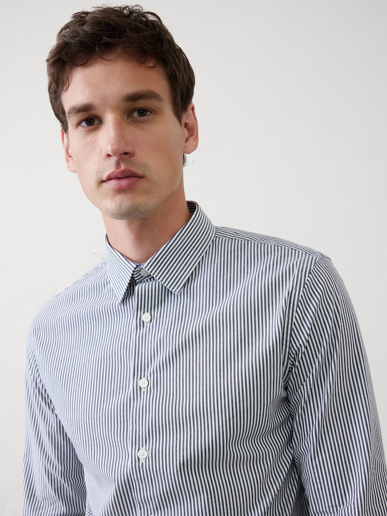 Slim-Fit Untucked Dress Shirt