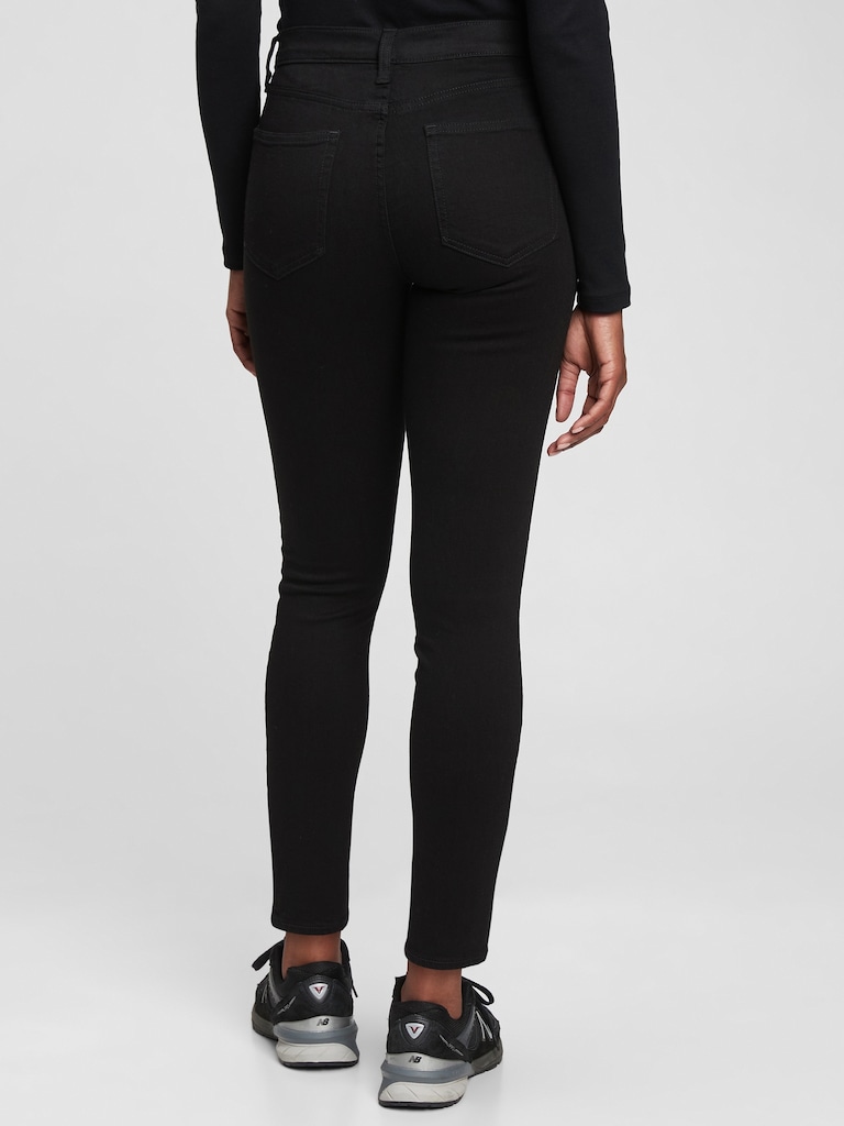 Mid Rise True Skinny Jeans with Washwell