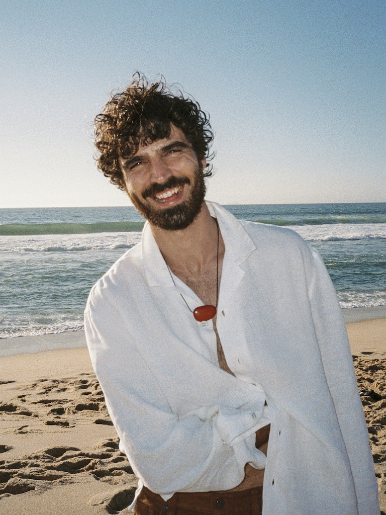 Relaxed-Fit Linen Long-Sleeve Resort Shirt
