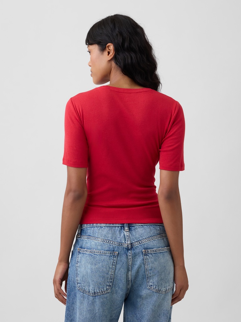 Modern Ribbed Crewneck T-Shirt