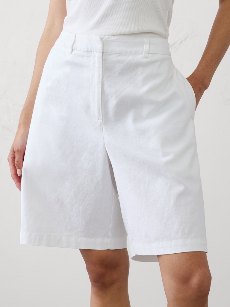 High-Rise Linen-Blend Bermuda Short