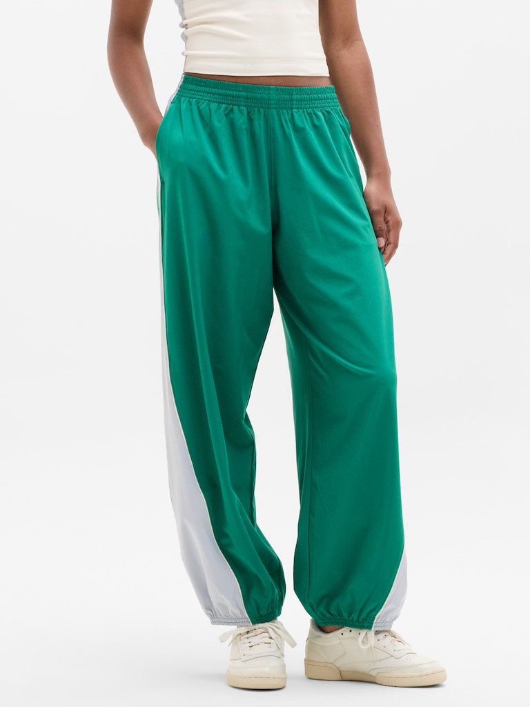 Athleta Girl Run Free Bubble Pant