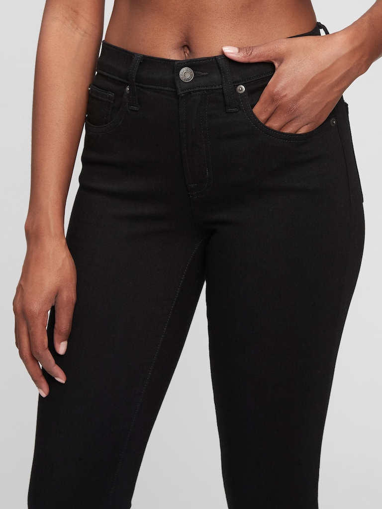 Mid Rise True Skinny Jeans with Washwell