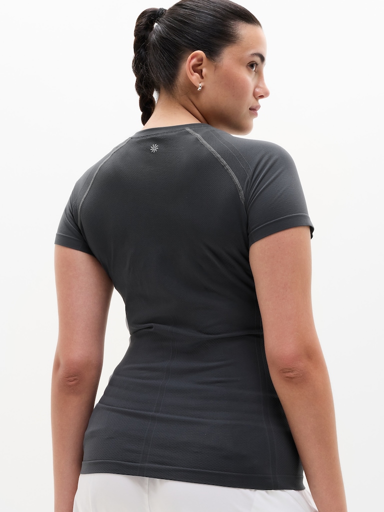 Momentum Flex Tee