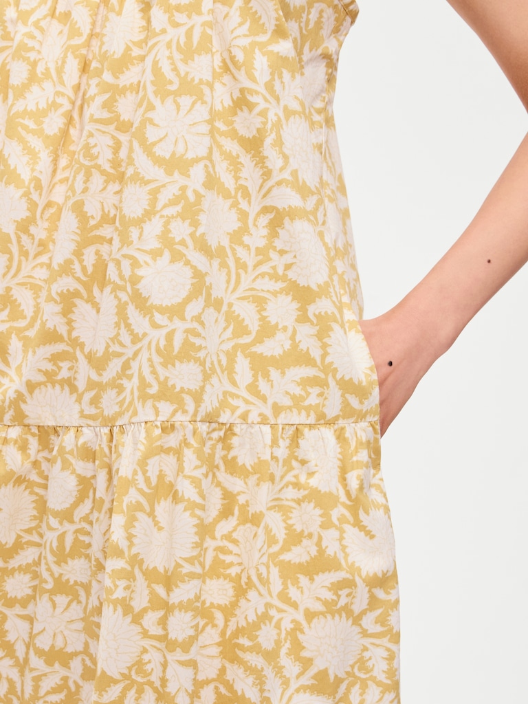 Sleeveless Scoop-Neck Mini Swing Dress
