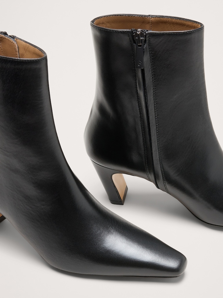 Xena Boot by Flattered