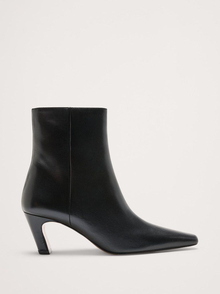 Xena Boot by Flattered