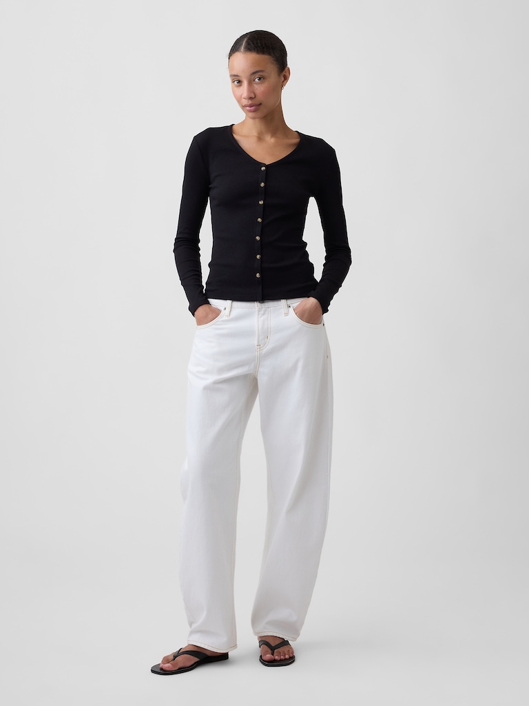 Fitted Ribbed V-Neck Top