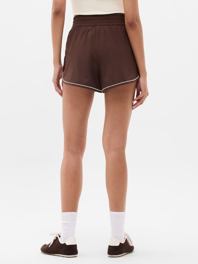 Weekender High Rise Picot 3" Run Short