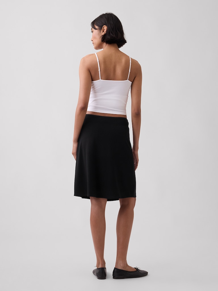 Easy Knee-Length Skirt