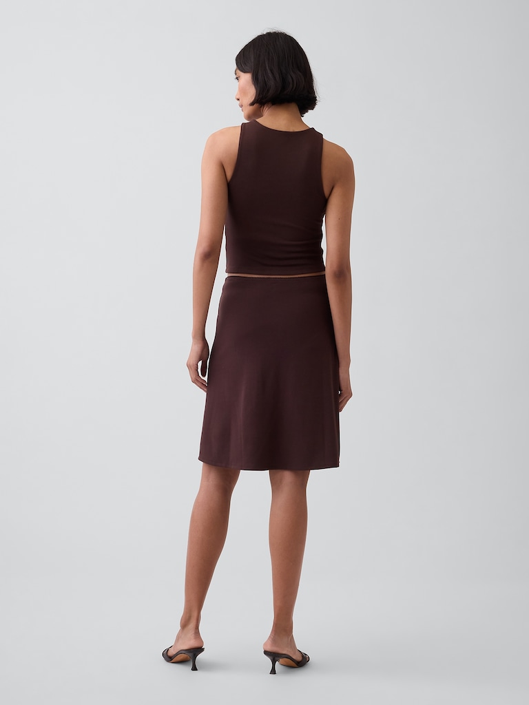 Easy Knee-Length Skirt